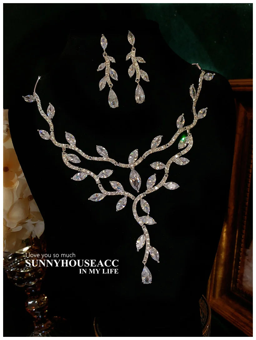 Fine Jewelry Sets For Women S925 Sterling Necklace Top Quality Floral Design Earrings Shinning Party Wedding Accessories Set