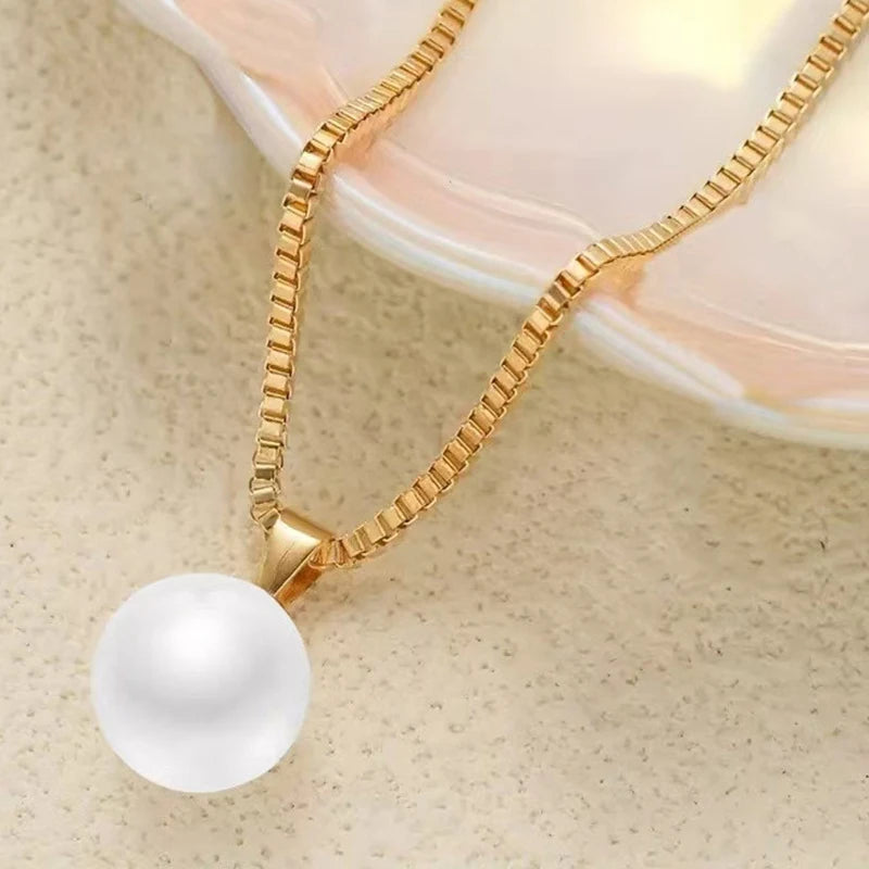 Pearl Round Necklace & Earring Set